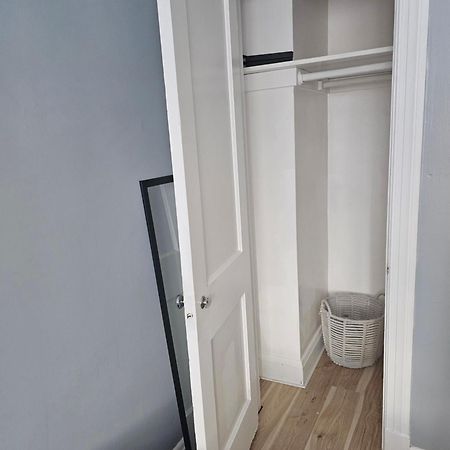 Small Cozy Room, Shared Bathroom บัลติมอร์ ภายนอก รูปภาพ